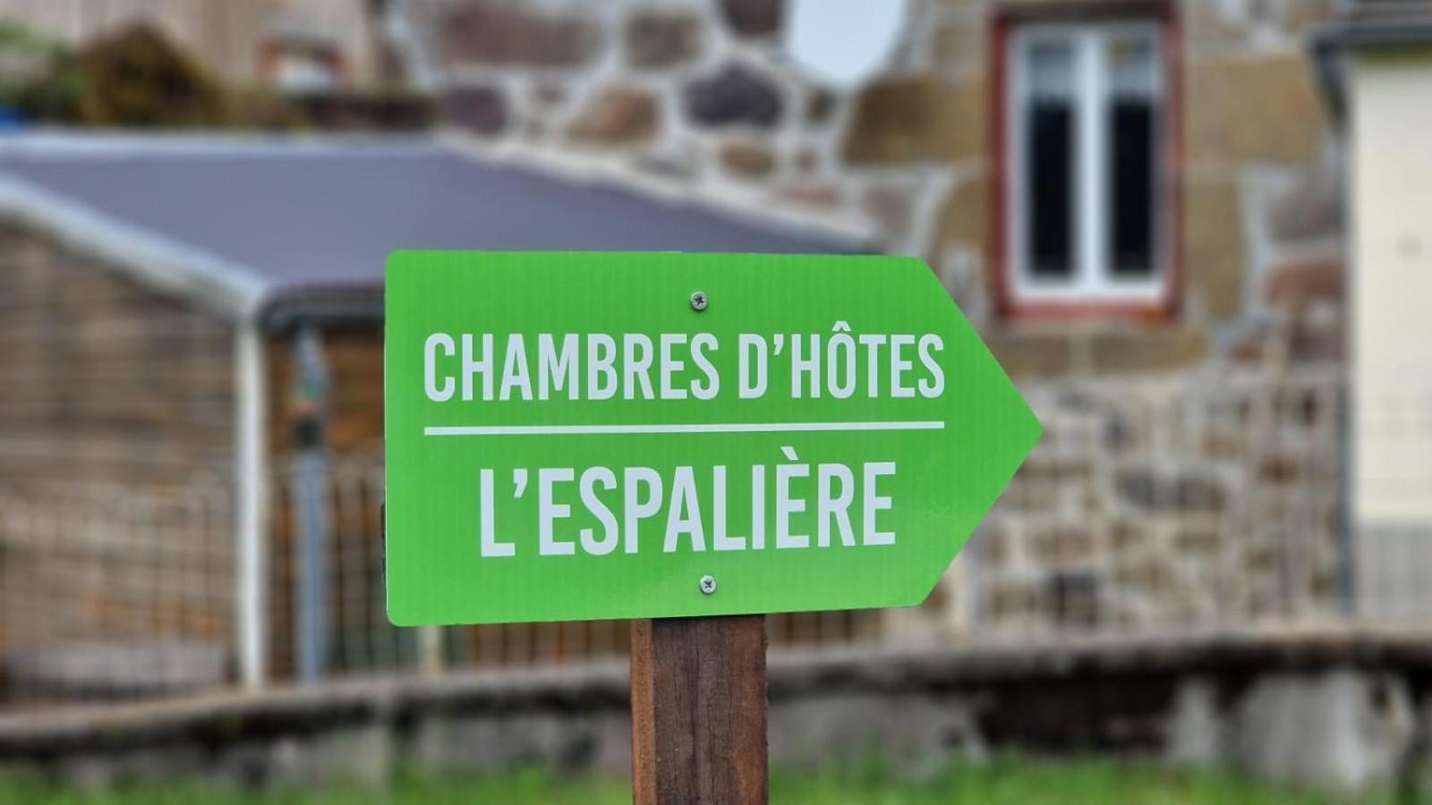 Bed and Breakfast La Gentiane Le Falgoux Екстер'єр фото