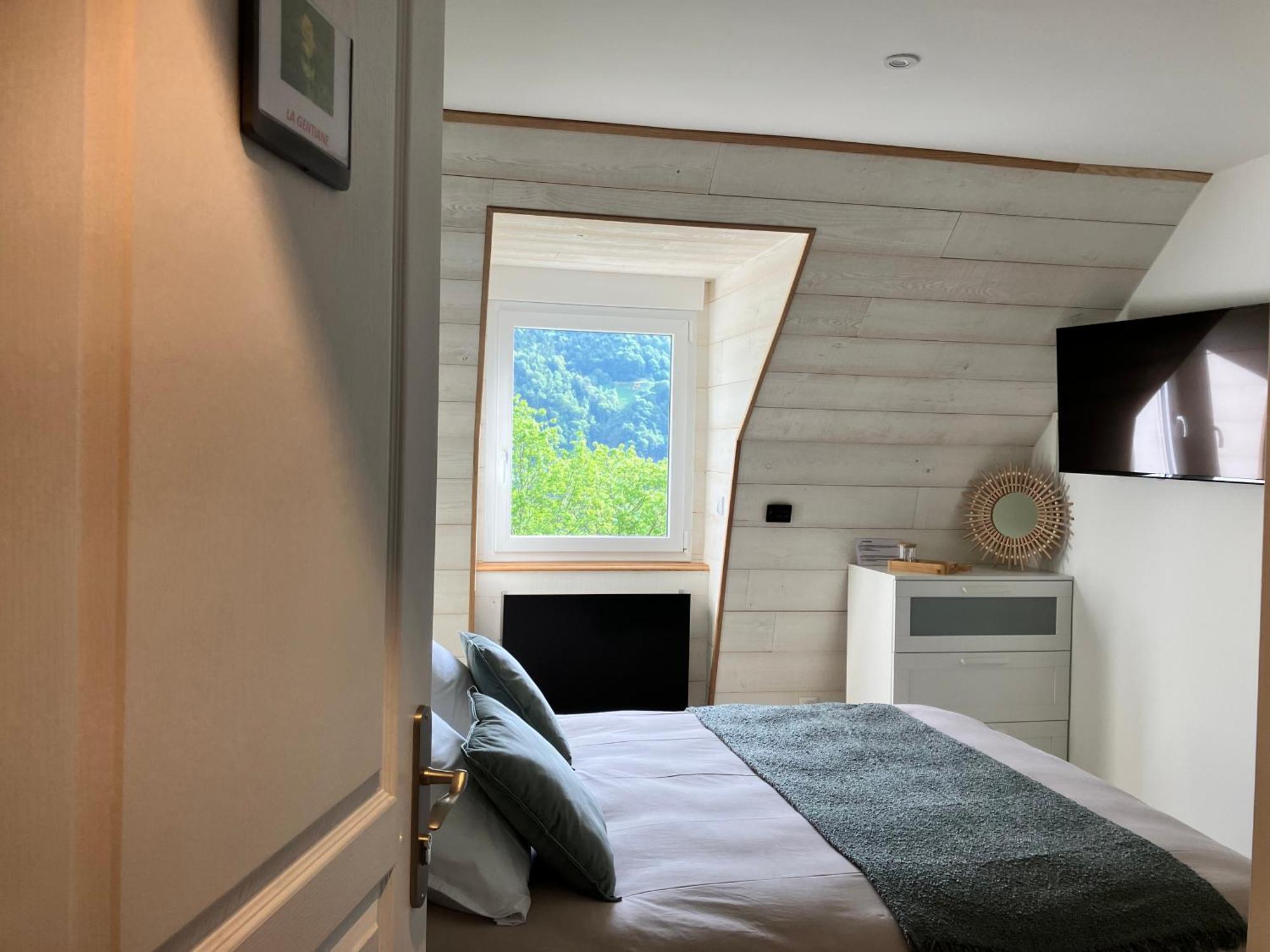 Bed and Breakfast La Gentiane Le Falgoux Екстер'єр фото